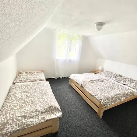 Chaloupka Všemily